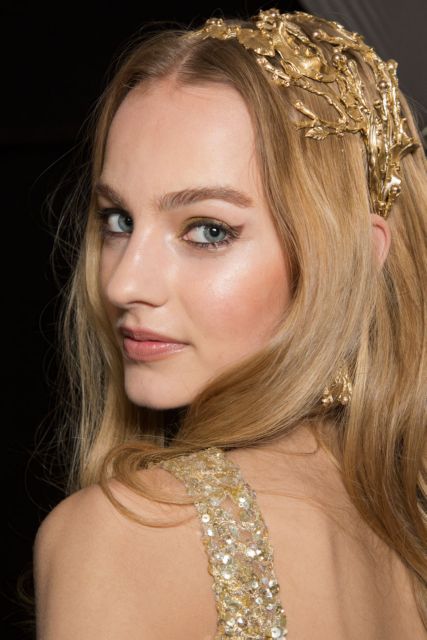 Headpieces: 30 λαμπερές προτάσεις για τη φθινοπωρινή νύφη